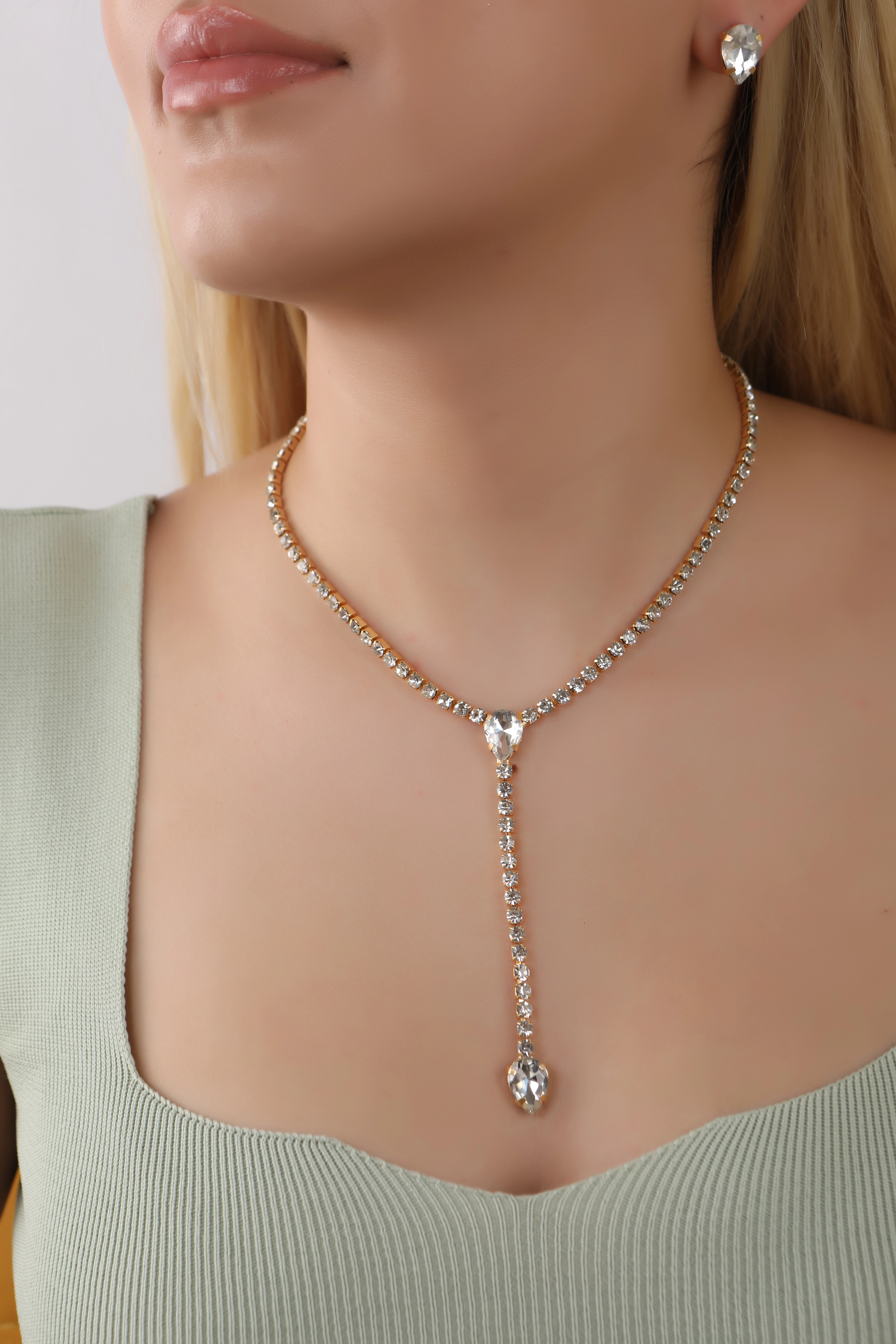 Su Yolu Taşlı Kolye ve Küpe 2’li Set Altın Renk