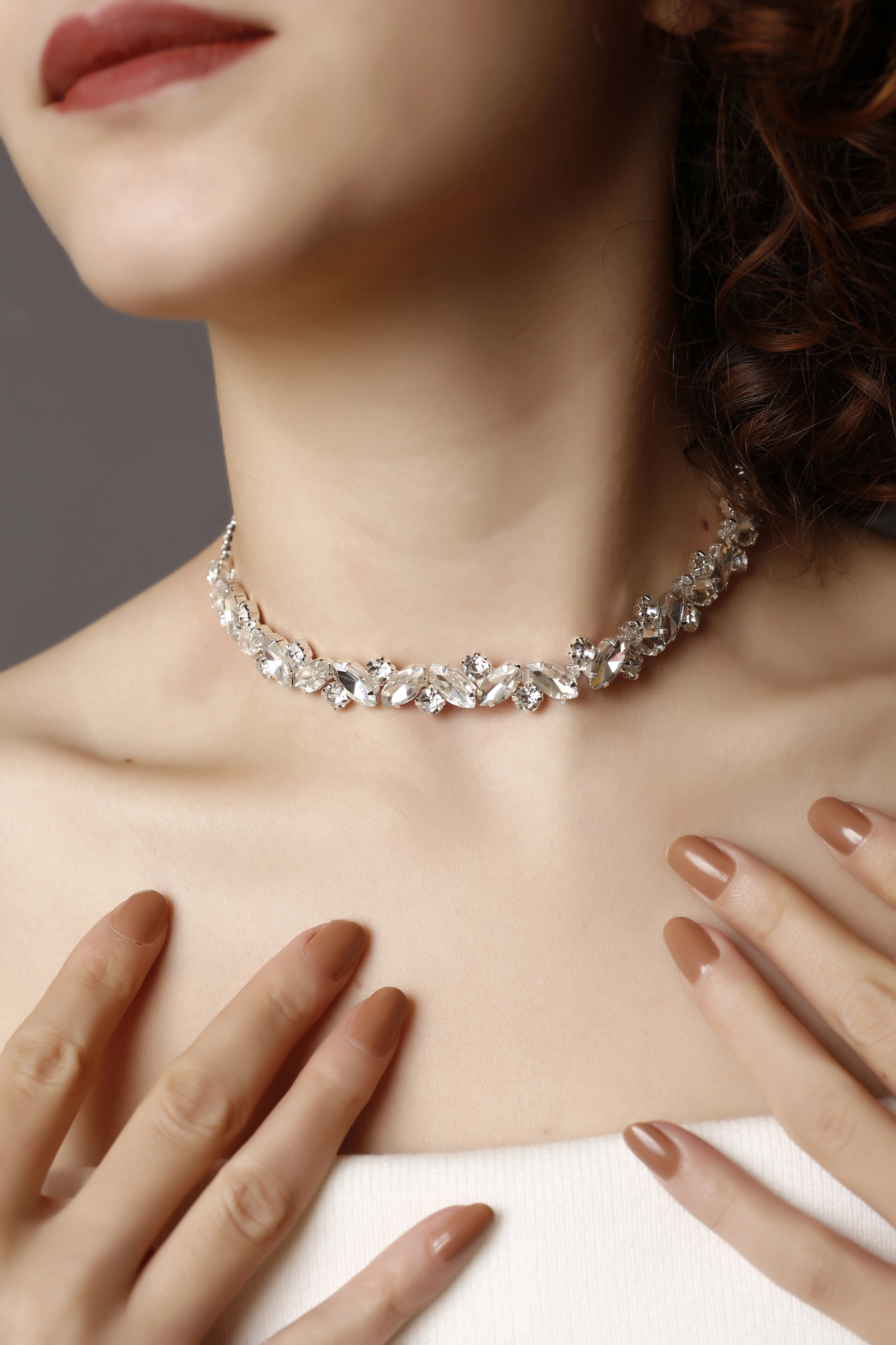 Premium Taşlı Su Yolu Choker 3’lü Kolye Küpe Bileklik Takı Seti