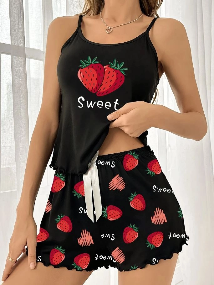 Çilek Baskılı Askılı Şortlu Pijama Takımı