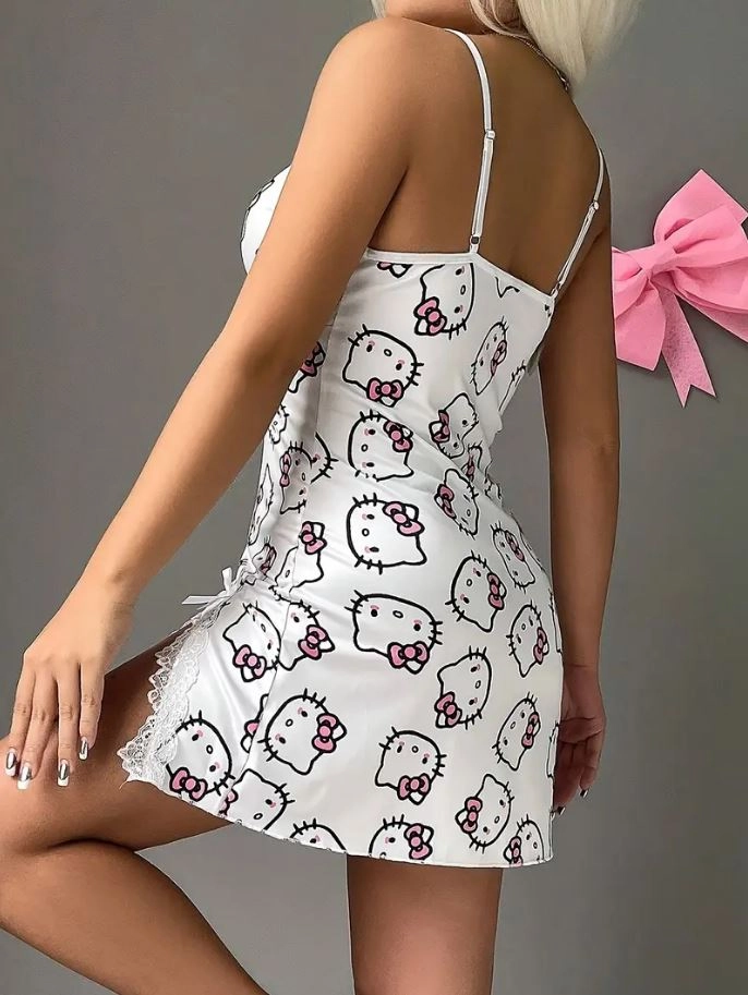 Hello Kitty Seksi Derin V Yaka Dantel Detaylı Yırtmaçlı Gece Elbisesi - Yumuşacık Gecelik